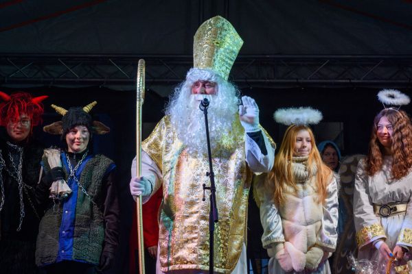 Vianočný čas v Bystričanoch s príchodom Mikuláša